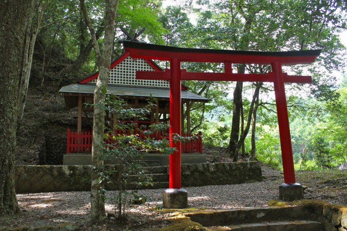 兵生の春日神社